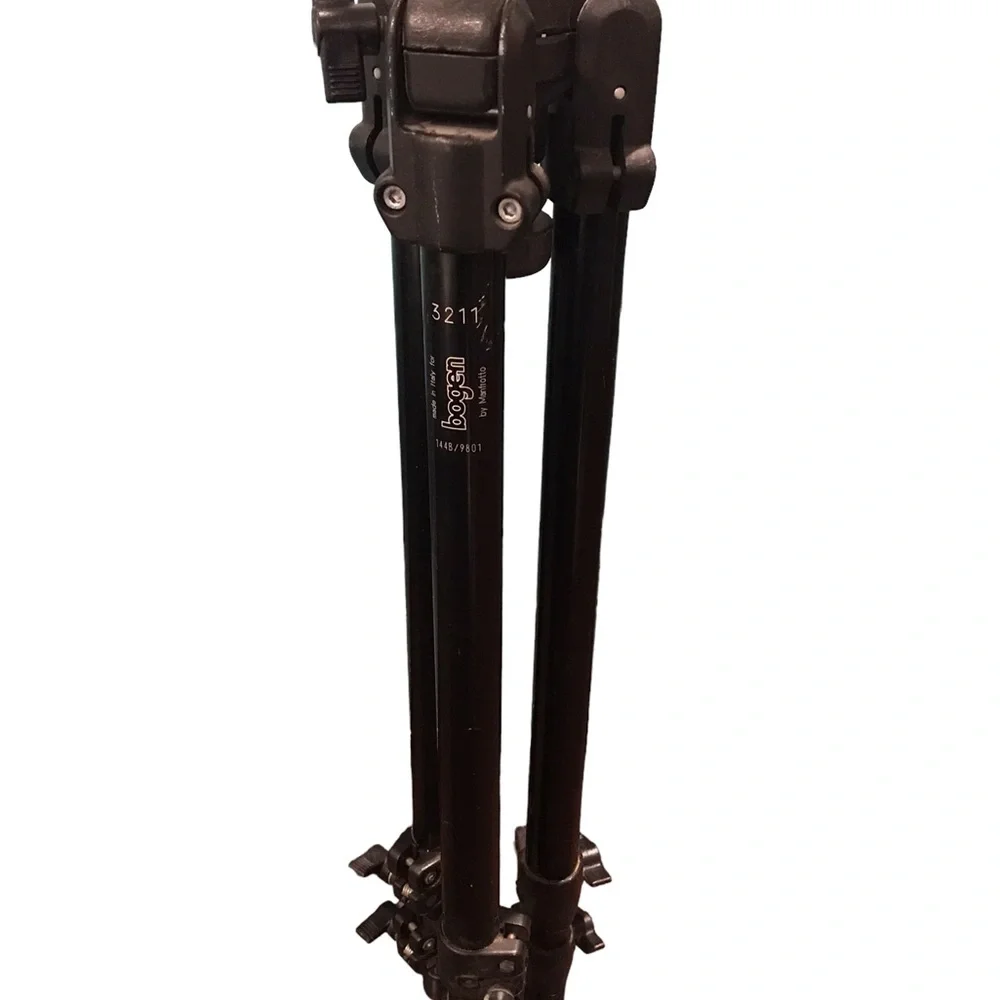 Bogen Manfrotto 3211 Professional Camera Tripod 24-67” anodized legs /3029 Head